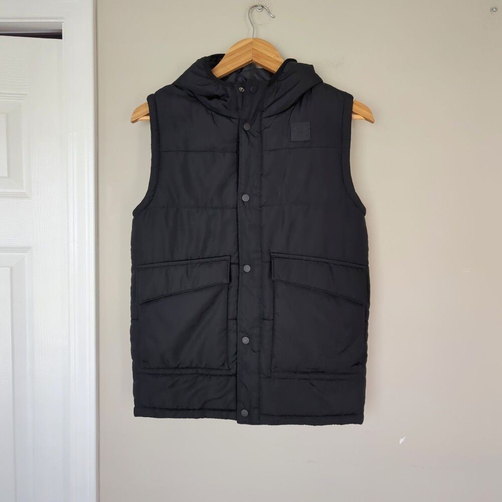 Under Armour Youth Boys Black Snap Front Puffer Vest Youth Large